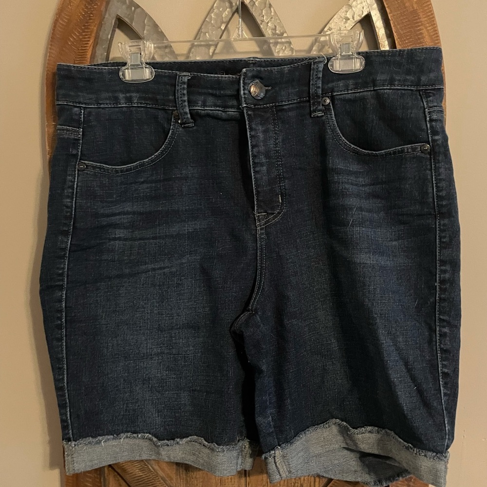 Seven Melissa McCarthy size 18 Bermuda shorts